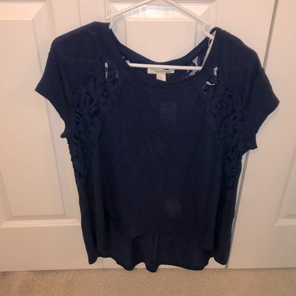 Forever 21 high low shirt with lace